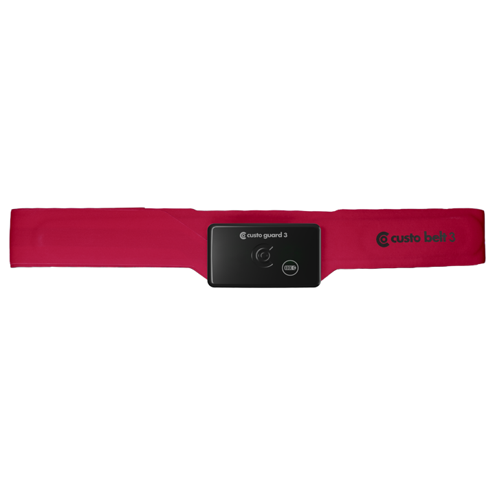 custo guard 3, angebracht an den roten custo belt 3 rot zur sicheren Befestigung am Oberkörper.