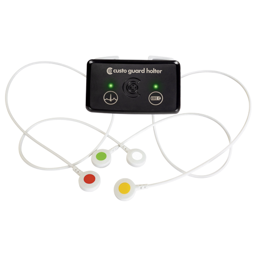 custo guard holter an welchen EKG Kabel guard 4 angebracht wurde. 4 Kabel mit Farbcodierung in gelb, rot, weiß und grün sind um den custo guard holter herum positioniert